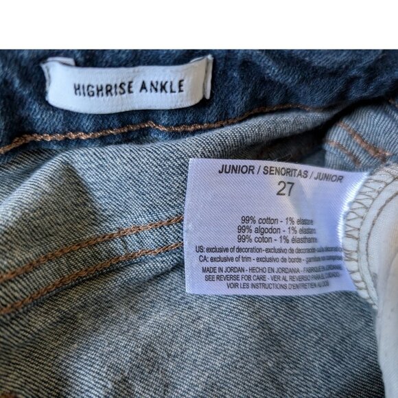 William Rast, Highrise Ankle Jean, Medium Wash, Size 27, Perfect condition - Picture 5 of 8